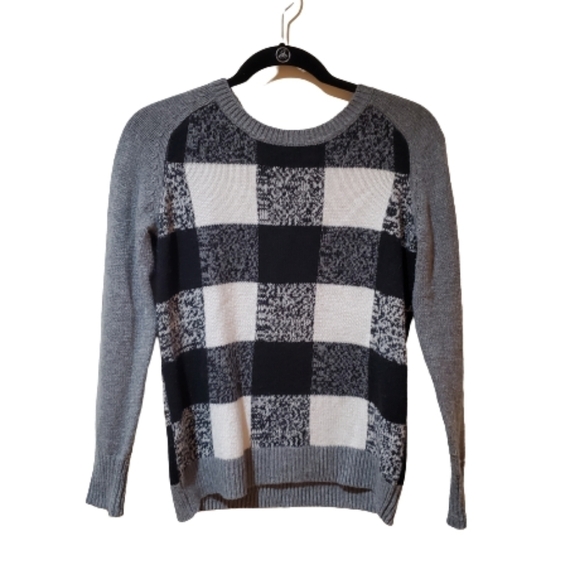 Halogen Buffalo Plaid Sweater - Picture 2 of 8